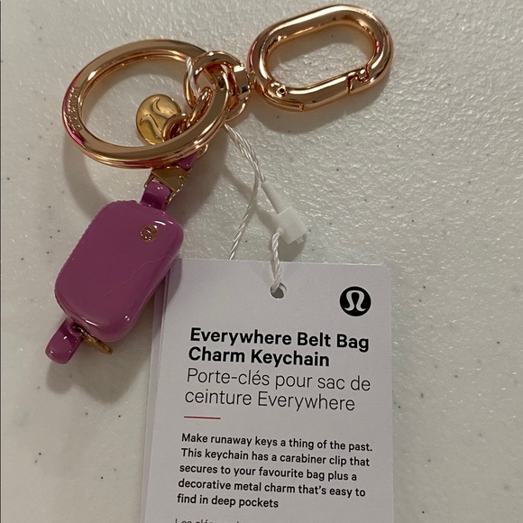 Lululemon - Everywhere Belt Bag Charm Keychain - NWT - Picture 3 of 4